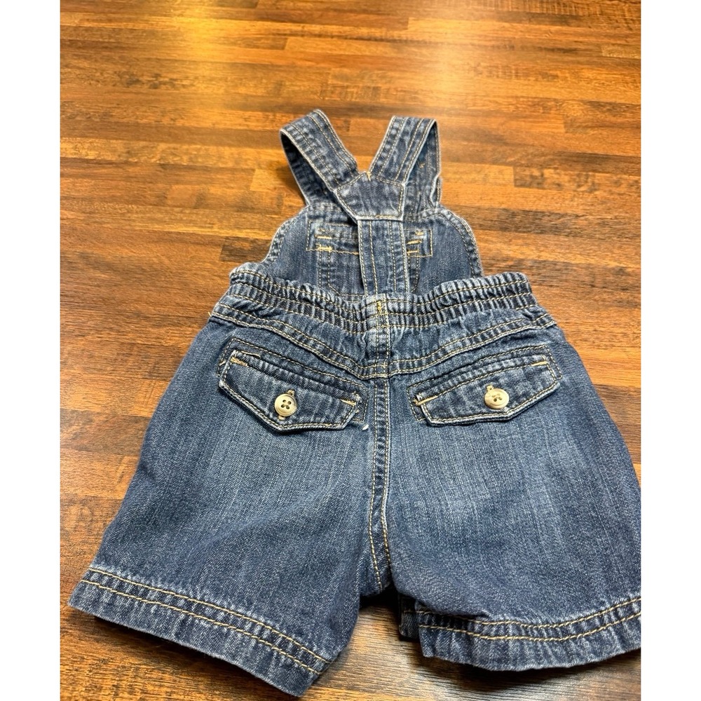 Baby boys 0-3 months denim overall shorts.  Suspender type straps.  Summer baby - Picture 2 of 7